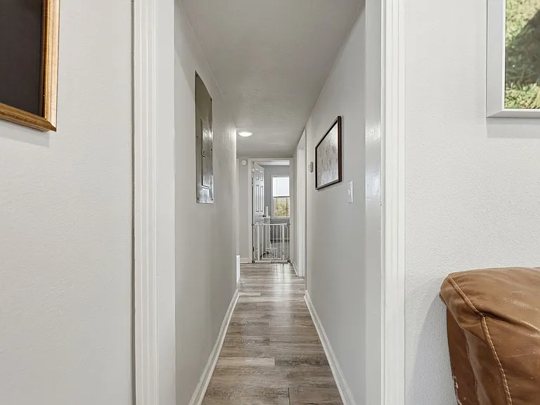5327 Lexington Ave — Photo 18