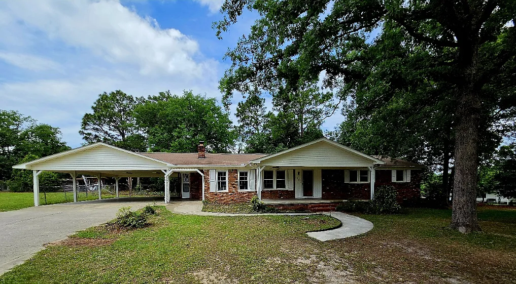 3 bed, 1500 sqft, $1,750 — Photo 1