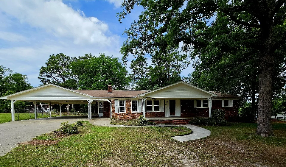 1227 Pond Rd