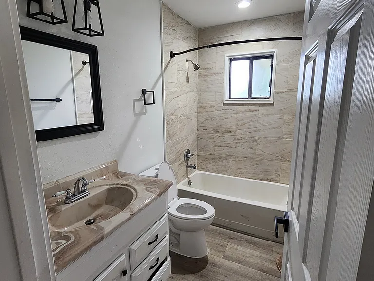 2051 Midnight St — Photo 11