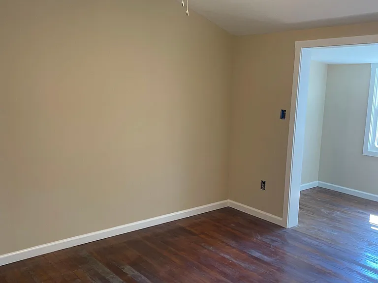 49 Sycamore Ave — Photo 7