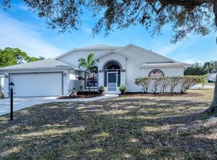 5523 61st St E, Bradenton, FL 34203