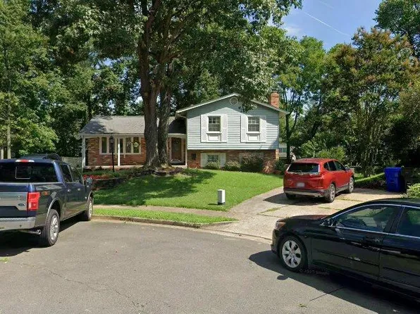 7400 Fenwood Ct, Manassas, VA 20109