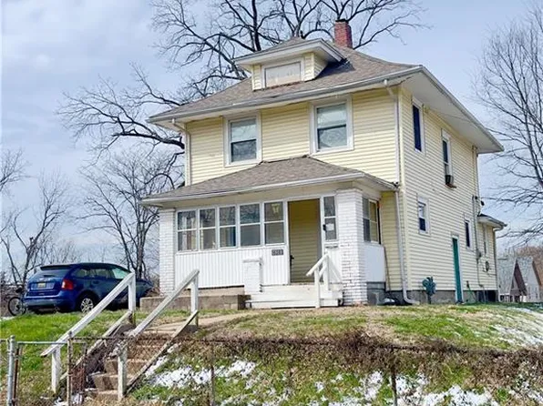 2318 N 12th St, Kansas City, KS 66104