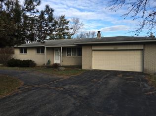 5260 Daniels Dr, Troy, MI 48098