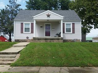 102 South St, Seymour, IN 47274