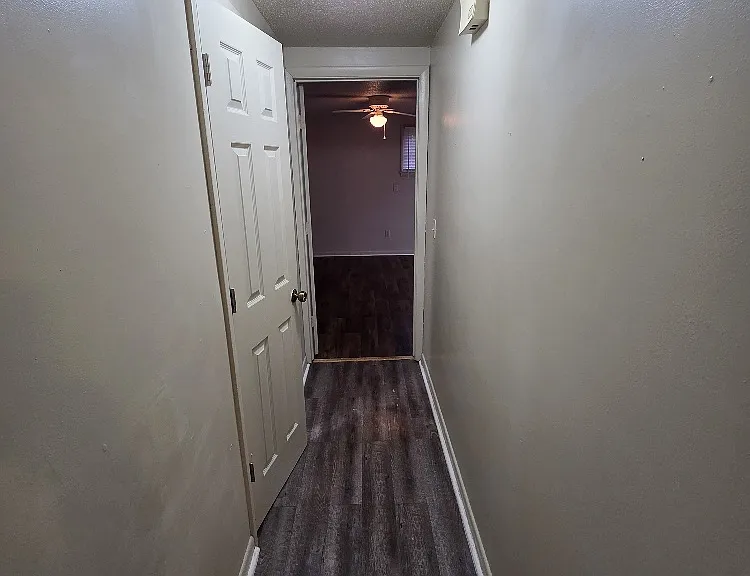 356 Savannah Ave #4 — Photo 8