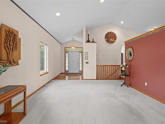 5th image of 9418 Scottsdale Dr