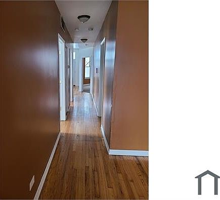 2nd image of 5521 S Elizabeth St #1