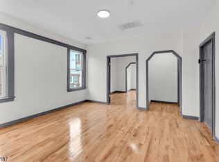 669 S 17th St APT 04, Newark, NJ 07103