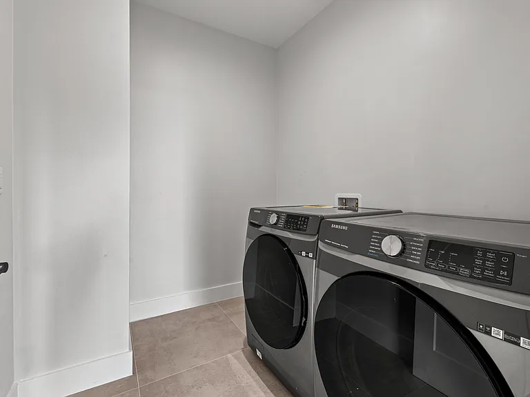 2507 N Massachusetts Ave #1 — Photo 35