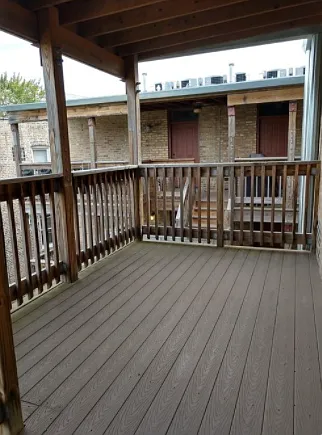 2704 W Ainslie St #6-2 — Photo 9