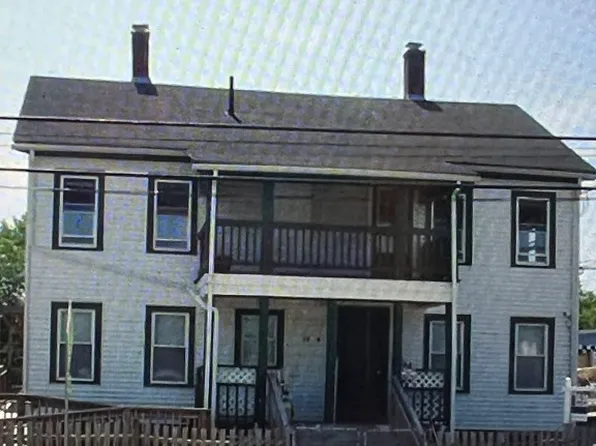 12 & 14 Waverly St, Framingham, MA 01702