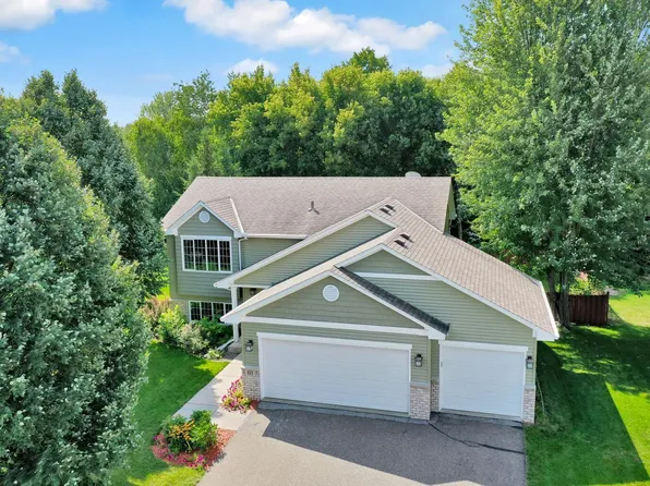 60 Palomino Ln, Lino Lakes, MN 55014