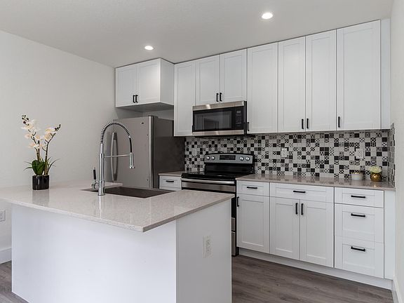 2nd image of 501 NE 131st St