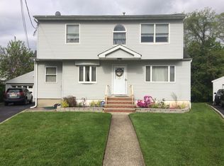 12 Miller Ct, Clifton, NJ 07012