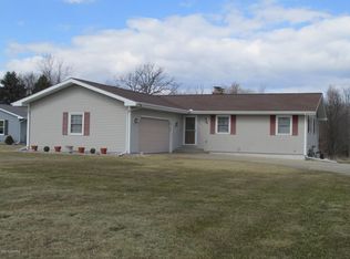 256 Riverview Dr, Coldwater, MI 49036