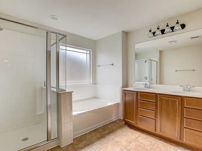 5912 Sardinia Dr — Photo 31