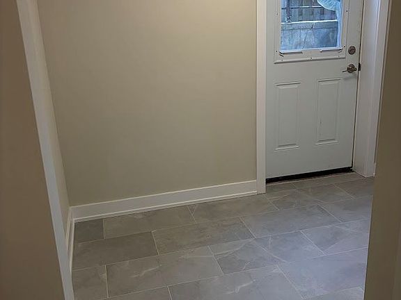 2nd image of 5380 Mericourt Rd