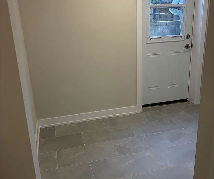 5380 Mericourt Rd — Photo 2