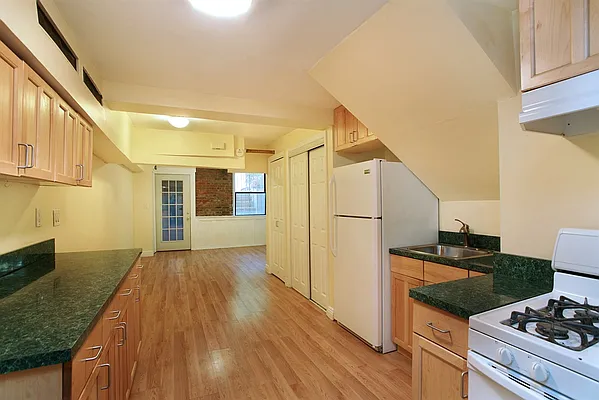 Rented by Corcoran | media 2
