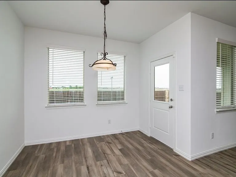 4909 Woodloch Dr — Photo 15