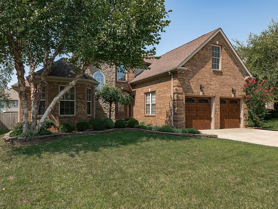 1st image of 2233 Blackmoor Park Ln