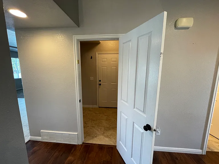 435 W Regatta Ln — Photo 13