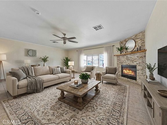 2nd image of 145 Eunice Cir