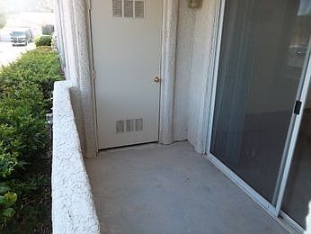 5th image of 3120 Tarpon Dr Unit 101
