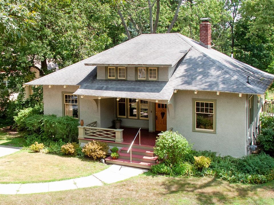 2211 oakland drive-101