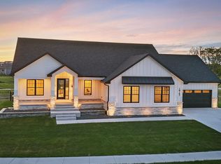 18167 Alderleaf Dr, Clive, IA 50325