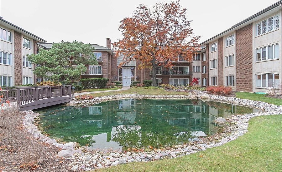 1st image of 4 Oak Brook Club Dr APT G301