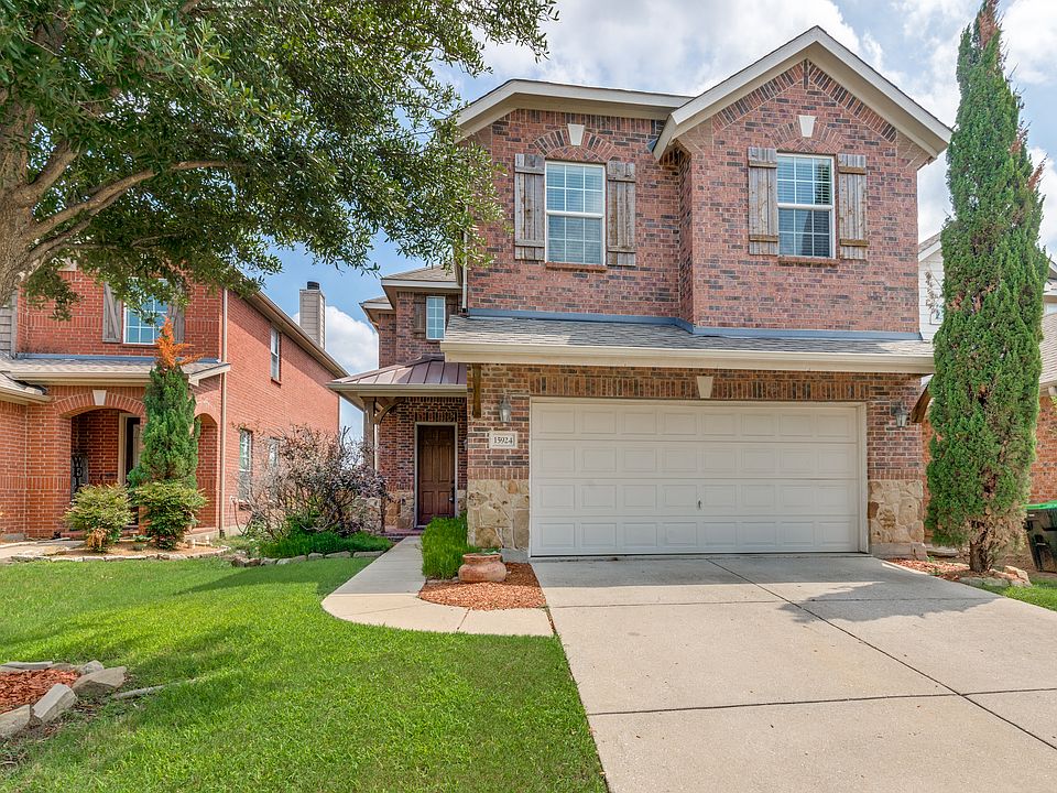 1st image of 15924 Alvarado Dr