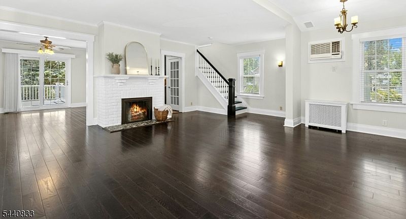 1st image of 48 Mansion Ter