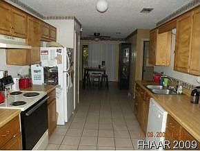 3rd image of 2704 Transit Dr