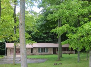 N5267 Oak Rd, Plymouth, WI 53073
