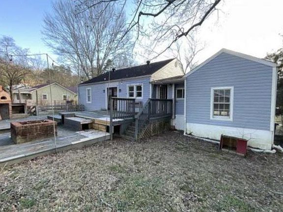 3rd image of 113 Hill Rd