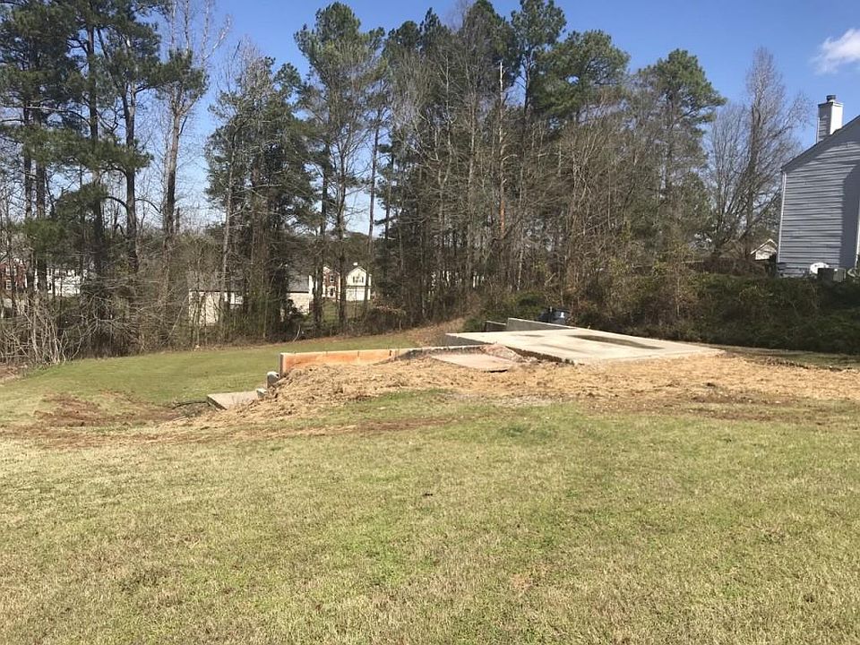 2nd image of 1110 Grandview Cir
