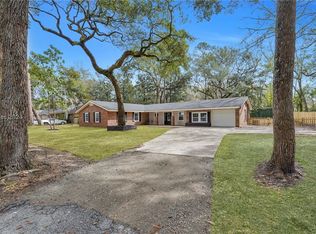 996 Grafton Dr, Beaufort, SC 29902