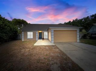 1914 Rudder Dr, Valrico, FL 33594