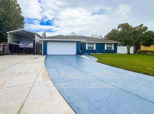 1653 Lagoon Pl, Lakeland, FL 33803