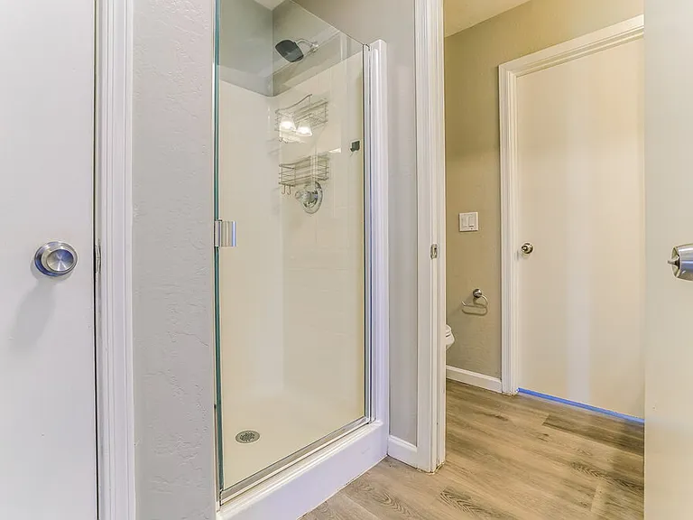 12031 W Dahlia Dr — Photo 10