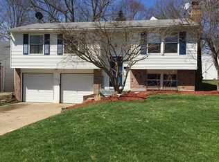 1079 Beacon St, Anderson Twp, OH 45230