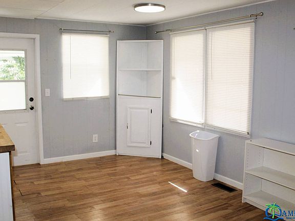 5th image of 110 W Sterling Way