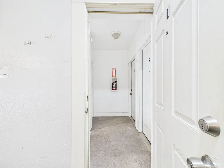 3006 Duval St #1 — Photo 11