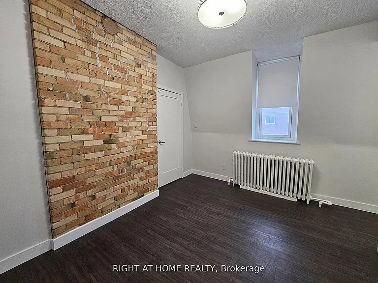 72 Wellesley St E #203 — Photo 18