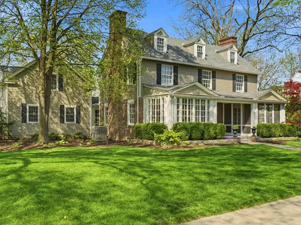 2478 Bryden Rd, Columbus, OH 43209