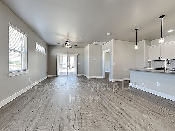 5th image of 2740 Palisades Dr Unit 102