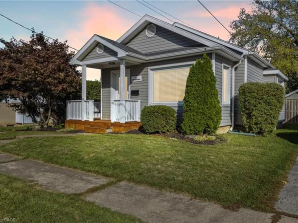 28 Chelsea St, Saint Catharines, ON L2P 3B8